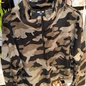 Camo Cropped Quarter Zip